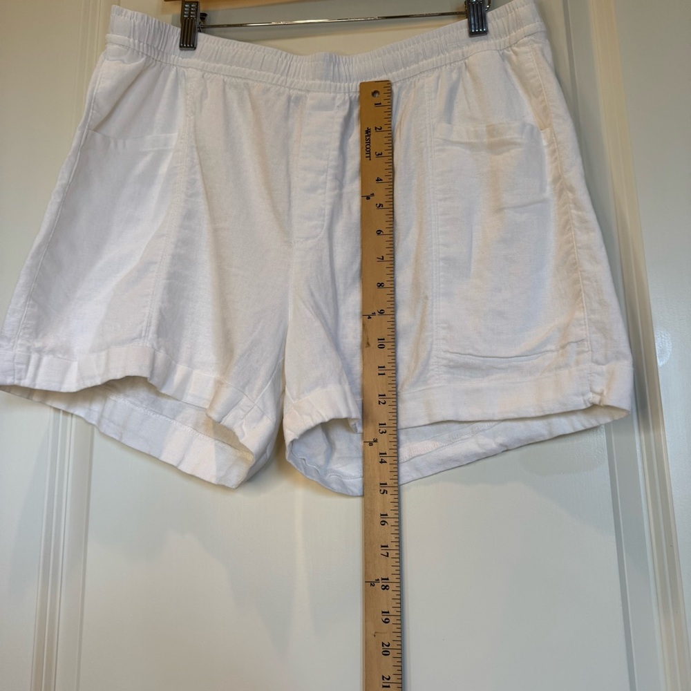 Old Navy White Linen-Blend Shorts – Size Large - Picture 6 of 12
